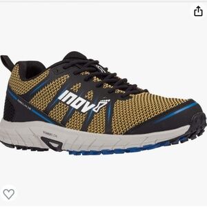 Inov-8 parkclaw 240 shoes